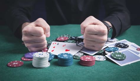 Thailand's dangerous gambling addiction .